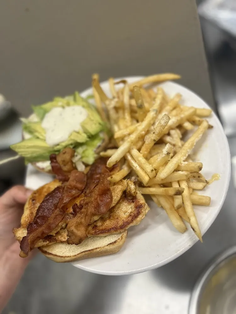 Grilled Chicken on 1 2 French